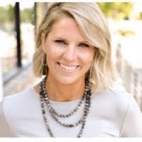 Jessica Warnick's Instagram, Twitter & Facebook