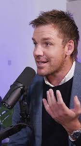 Butts nearly KISSES Collingwood Premiership captain Nick Maxwell during an  interview #shorts #afl