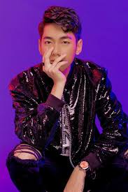 Đành vụt tắt những hi vọng thu mình ngồi trong căn phòng tăm tối. Jack Xoa áº£nh Chá»¥p Cung K Icm Bao NgÆ°á»i Lao Ä'á»™ng
