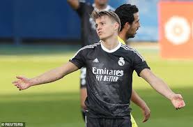 We did not find results for: Pep Guardiola Planned To Make Martin Odegaard Best Player In The World Claims Jan Age Fjortoft Aktuelle Boulevard Nachrichten Und Fotogalerien Zu Stars Sternchen