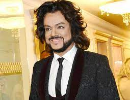 Солнечный день завершился ярким вечером в нескучном саду, где я стал лунным гостем в. Kirkorov Smog Polyubit Detej Tolko V Etom Godu