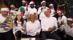 The Tonight Show Starring Jimmy Fallon Jimmy Fallon Anna Kendrick Darlene Love And The Roots Sing Facebook