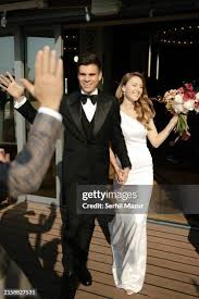 1,190 Frank Bunch Stock Photos, High-Res Pictures, and Images