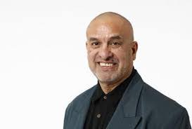 Oscar Mireles's Instagram, Twitter & Facebook