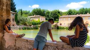 6 Luxurious Italian Pharmacy Finds You Can Buy Online Ask Suzanne Bell