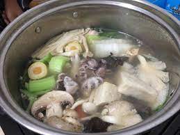 Dijamin deh liburan kamu bakal seru kalau ke sini. Warung Suki Barbeque Nikmat Dan Hangatnya Suki Khas Thailand