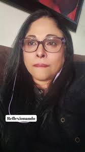 Reflexionando , No poseo los derechos de autor