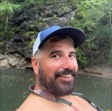 Does the Rough Country lift kit require an extended driveshaft for Toyota  Tacoma?