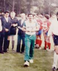 ألاّ تُكلم الناس زمناً مدّته ثلاث ليالٍ، ولكن الآية جرت على سَنَن العرب في الإيجاز، فحذفت الظرف واجتزأت بعدده. Ø­Ø§Ø±Ø³ Ø§Ù„Ù‚Ø§Ø¯Ø³ÙŠØ© Ø§Ù„Ø³Ø§Ø¨Ù‚ ÙˆÙ„ÙŠØ¯ Ø§Ù„Ø¨Ø§Ø² Ù„Ù€ Ø§Ù„Ø¨Ù„Ø§Ø¯ Ù…Ø§Ø¬Ø¯ Ø¹Ø¨Ø¯Ø§Ù„Ù„Ù‡ Ù‚Ù…Ø± ÙˆØ¨Ù‚ÙŠØ© Ø§Ù„Ù„Ø§Ø¹Ø¨ÙŠÙ† Ù†Ø¬ÙˆÙ… ØµØ­ÙŠÙØ© Ø§Ù„Ø¨Ù„Ø§Ø¯