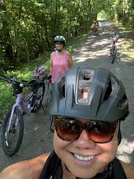 There's nothing like driving 600 miles and stopping by the pilot,loves,or  ta and getting a nice hot SHOWER!!. Let's normalize washing our body.  That's it that's the post✌🏽