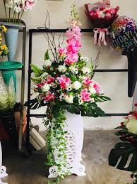 Kebun bunga matahari bantul jogja batu bali taman puncak malang indonesia yogyakarta kediri samas perkebunan cisarua bogor jakarta cipanas bandung oro ombo sanden thailand pantai gunung api purba alamat ayer tawar bandungan lokasi changi cianjur cibubur eropa foto kidul goa cemara gambar. Gubahan Bunga Pasu Tinggi Tepaq Florist Dan Hantaran Facebook