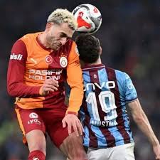 Usta yazarlardan derbi öncesi dikkat çeken değerlendirmeler! — Fotomaç