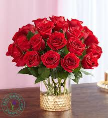 You can also have someone do it for you (the. Classic Red Roses By Real Simple Flowers Plants Fleurs Blumen Afflink Red Rose Arrangements Fresh Flowers Arrangements Flower Vase Arrangements