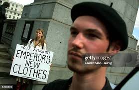 58 Stella Vine Photos & High Res Pictures