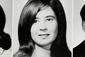 Melissa Carmack receives JRMC's SHERO Award