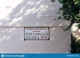 To purchase dm or email portobellofashion@gmail.com www.portobelloroadblog.com. Strassenname Portobello Road Schild Auf Der Weissen Mauer London Redaktionelles Bild Bild Von Stadt Kensington 169838890