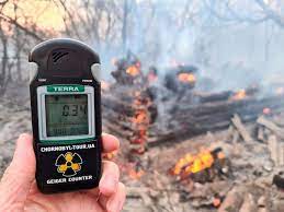 23 april 2020 | 12 comments. Firefighters Tackle Forest Fires Near Chernobyl That Caused Radiation Levels To Rise Abc News