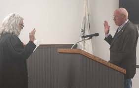 Dennis Kirven Sworn as New Buffalo City Attorney – Sheridan Media