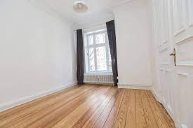Um eine wohnung mit geeigneter miete zu finden lohnt es sich die angebote durchzustöbern. Wg Zimmer Mieten In Hamburg Nur Noch 4 Wg Zimmer Verfugbar