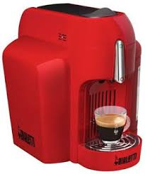 Arab Mall مول العرب ماكينة ميني اكسبرس بيالتي لتحضير القهوة من بيالتي Cf62 حمراء Coffee Maker Coffee Kitchen Appliances