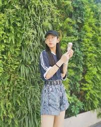 李施嬅未婚夫曝光家底豐厚擁過千萬物業疑似是brian cha 細佬？ 2021年3月16日 新假期周刊 早前李施嬅在加拿大拍攝劇集《blood and water》（血與水）第3季的李施嬅（selena）時，忽然在社交網晒出兩張戴著巨型鑽戒的相片，宣布自己即將結婚的. è²å¤¢å‚³å¥‡ ç‚Žæ˜Žç†¹åŽŸä¾†ä¿‚è—åå®¶äººé•·ä½å…§åœ°é é›»è©±ç¶­ç¹«æ„Ÿæƒ…