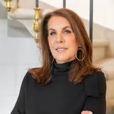 Cindy Kahn's Instagram, Twitter & Facebook