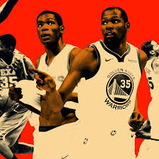 Kevin durant became the first supersonic to win the rookie of the year breaking the record set by bob rule, which lasted for 40 years. Golden State S Kevin Durant Has Become The Ultimate Basketball Player The Ringer
