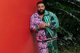Khaled mohamed khaled was born on november 26, 1975, in new orleans, lousiana to newly immigrated palestinian parents. Dolce Gabbana Und Dj Khaled Lancieren Eine Capsule Collection Die Uns Vom Sommer Traumen Lasst Gq Germany
