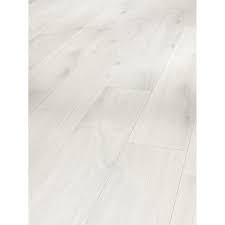 ✅ каталог ламината от ⭐ 893 руб ⭐ все полы в наличии! Parador Laminatboden Basic 400 Eiche Kristallweiss Holzstruktur 19 4x128 5 Cm Bei Hellweg