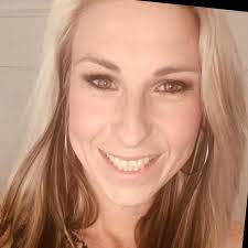 Margaret Pohl's Instagram, Twitter & Facebook