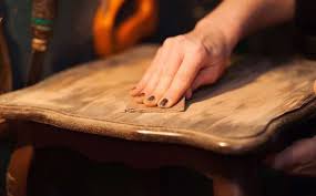 Vernikli Ahsap Nasil Boyanir Adim Adim Vernikli Ahsap Boyama Akcali Sprey Boya