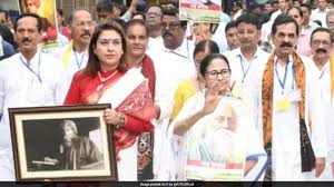 Mamata Banerjee’s grip slips as 19 TMC MPs signal shift to NDA