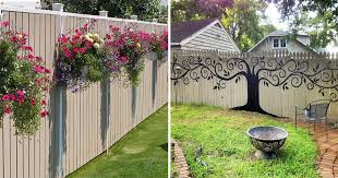 Add privacy and structure to your backyard or your garden with one stylish and practical fence that will be different from the others and unique. 55 People Who Took Their Backyard Fences To Another Level