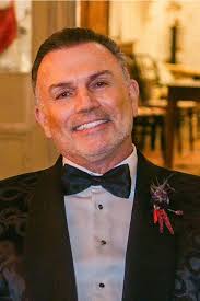 Stranger Things" Chapter Eight: Papa (TV Episode 2022)