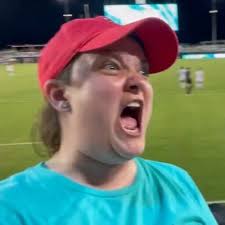 Dan Bresnahan (@ChiDanno)