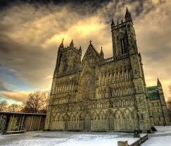 The cathedral was built over the tomb of st. Catedral De Nidaros Trondheim Atraves Dos Tempos Facebook