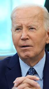 Texas judge orders pause