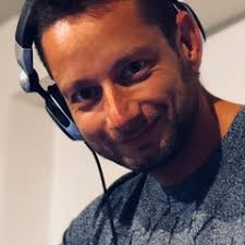 Stream Sergio Lora music