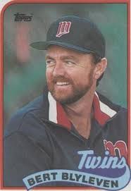 Nice 1989 Topps Traded Tiffany Bert Blyleven #11T