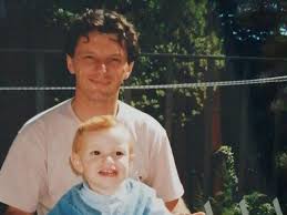 Il figlio lorenzo smentisce la morte di fausto gresini il mio grande babbo sta molto male, ma il suo giorno non sarà oggi ha scritto sui propri social. Sfmizq2 D52afm