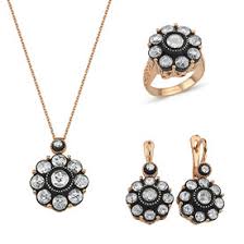 Altın su yolu kalpli set 34130 tl. Altin Set Modelleri Ve Fiyatlari