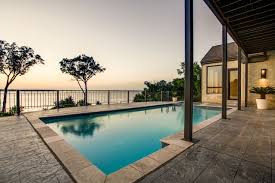 Lake Texoma The 14th Largest Man Made Lake In The U S Lakehouses Of Varying Architectural Design An Hour North Of Dall Lake Texoma Lake Architecture Design