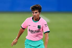 Vive desde dentro el doble área gracias a nuestro internacional. Spain Under 21 Boss Pleasantly Surprised By Riqui Puig Barca Blaugranes