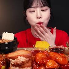 Hello everyone! This is Boki, Today is a day that I only order main dishes  at a Chinese restaurant!!, I only ordered high-end main dishes without  noodles, Fish meat with mushroom, menbosha, chili ...