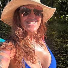 The part just below Is the Title. I Know, Please Bear With Me, Here..]  "Look," I Finally Have to Tell the Guy, 'I Have Never Loved Miami Because  It's Easy, Lord Knows,