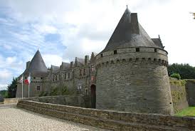 Chateau Des Rohan Pontivy France Chateau Le Manoir Les Regions De France