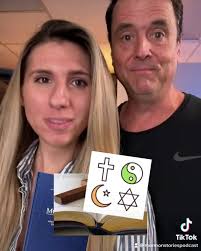 Fun with TikTok and Clar🧸.