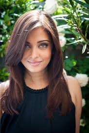 Pin On Aishwarya Photos
