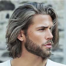 Surfer hair was popularized in the 1950s and is ultimately all about letting your hair grow out and flow naturally. Surfer Hair For Men 20 Cool Beach Men S Hairstyles 2021 Guide