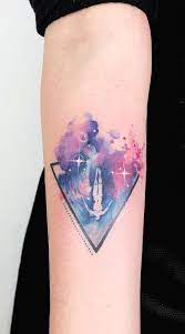 This temporary watercolor tattoos is made impressive with a beautiful quote added to it. Galaxy Watercolor Tattoo C Tattoo Artist Yeliz Ozcan Yelizozcan Tattooer Tattoos Watercolor Galaxy Tattoo Watercolor Tattoo